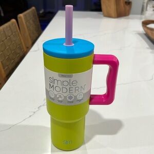 New Simple Modern 24 Oz Tumbler Colorblock
Water Bottle with Straw. RARE COLORS!